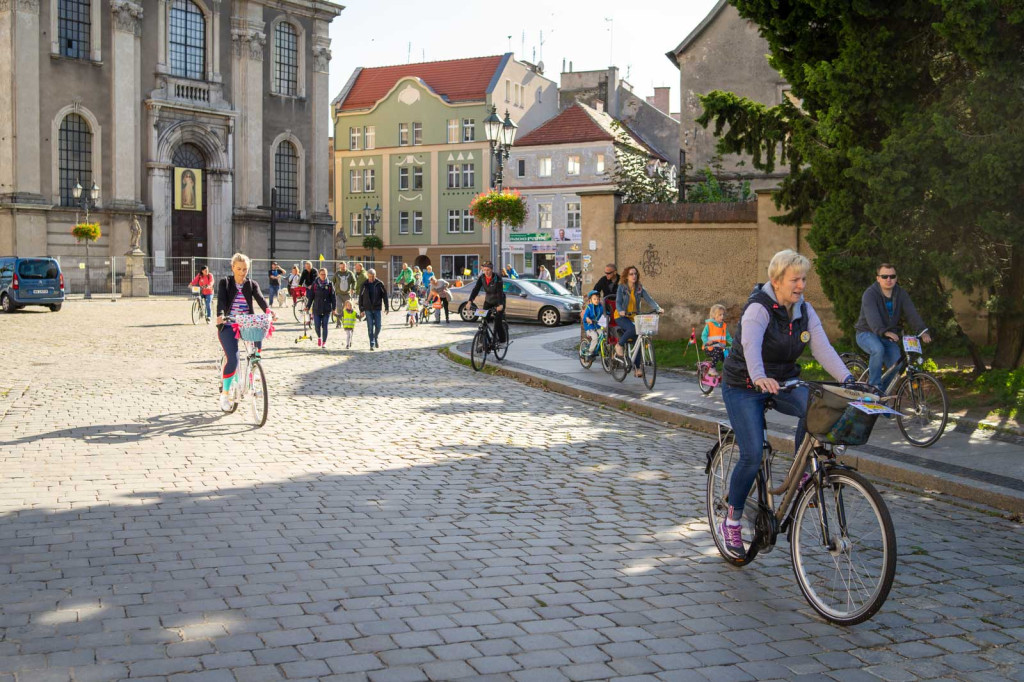 Blisko 250 przedszkolaków pojechało w rajdzie rowerkowym! [fotorelacja]