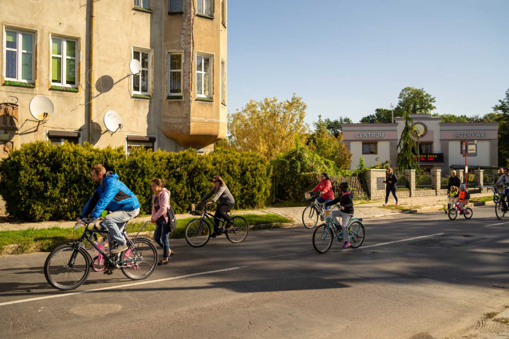 Blisko 250 przedszkolaków pojechało w rajdzie rowerkowym! [fotorelacja]
