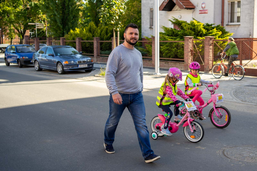 Blisko 250 przedszkolaków pojechało w rajdzie rowerkowym! [fotorelacja]