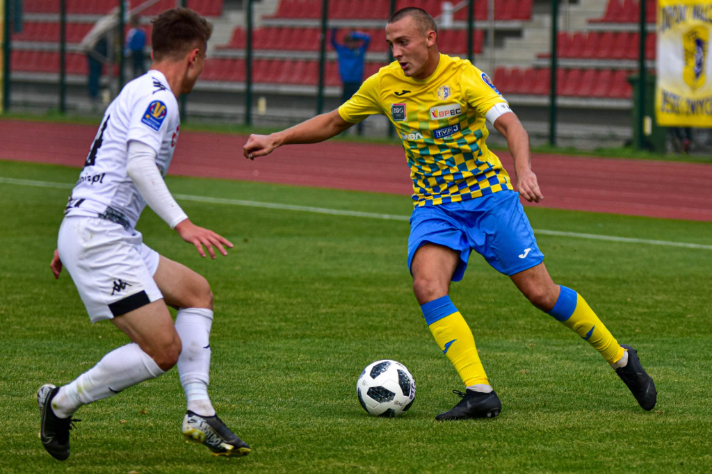 Stal odpada z Pucharu Polski. Olimpia nieznacznie lepsza