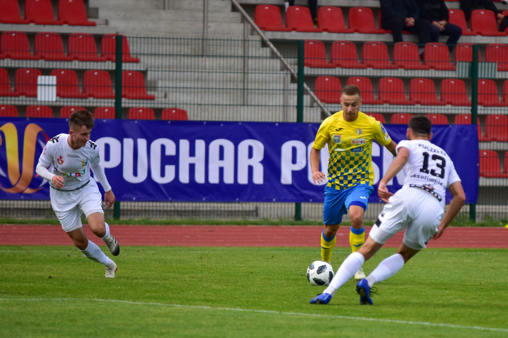 Stal odpada z Pucharu Polski. Olimpia nieznacznie lepsza