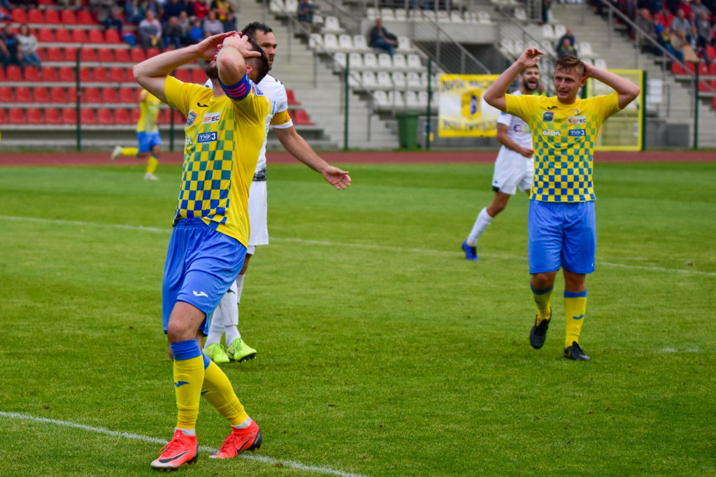 Stal odpada z Pucharu Polski. Olimpia nieznacznie lepsza