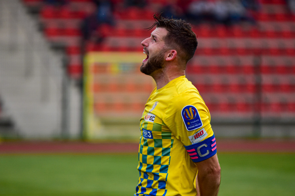 Stal odpada z Pucharu Polski. Olimpia nieznacznie lepsza