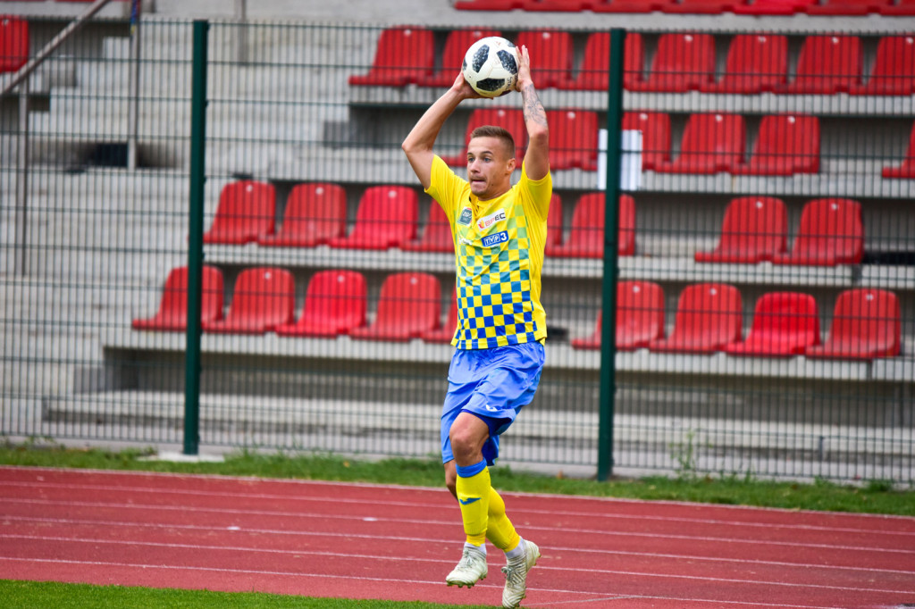Stal odpada z Pucharu Polski. Olimpia nieznacznie lepsza