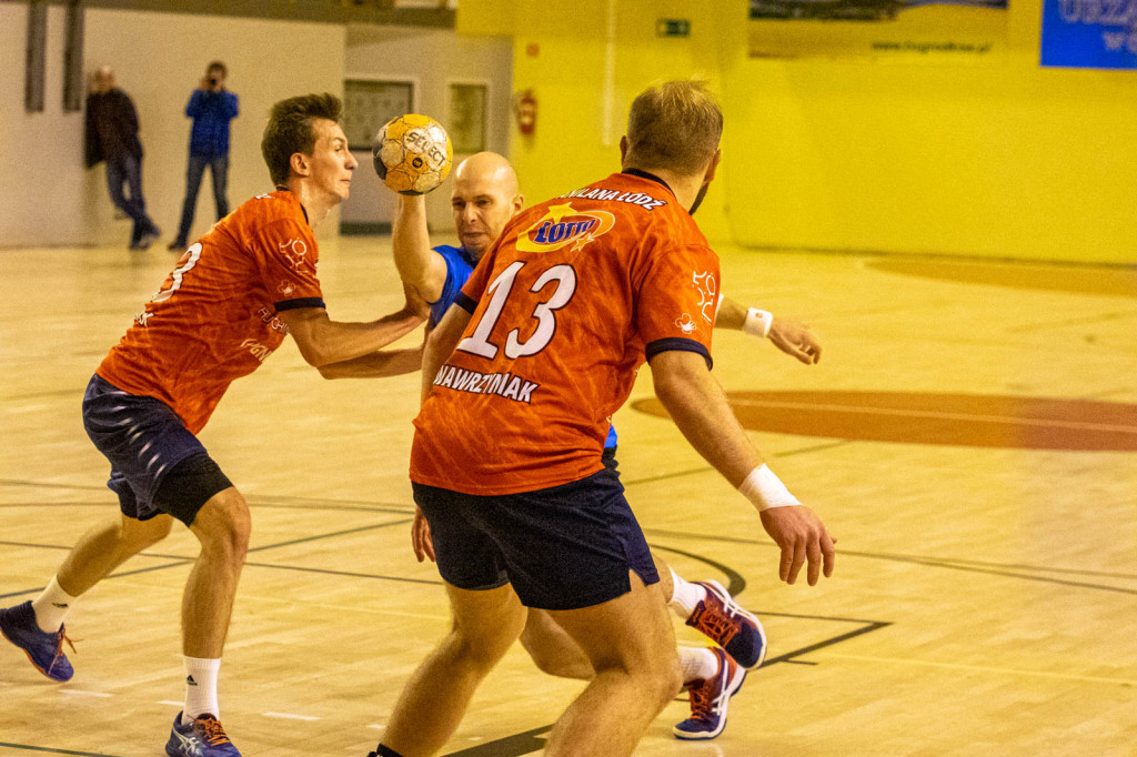 Olimp drugi raz z rzędu punktuje po rzutach karnych