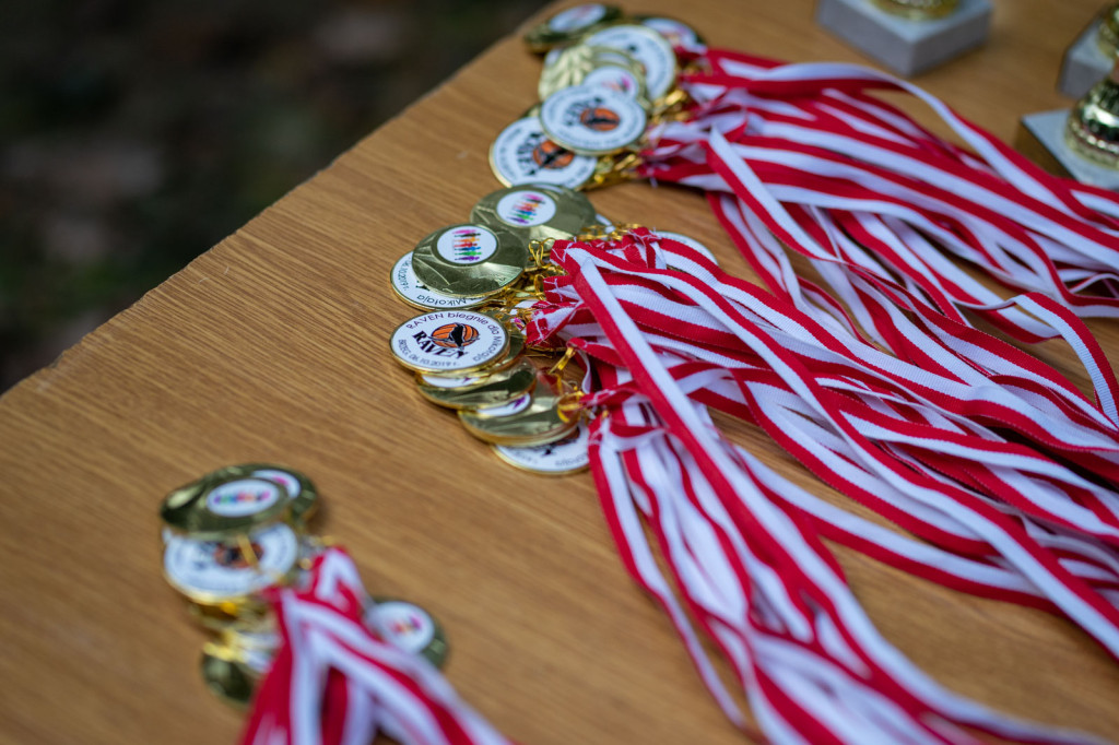 Charytatywny bieg dla Mikołaja na piątkę. Około 150. młodych sportowców na starcie!