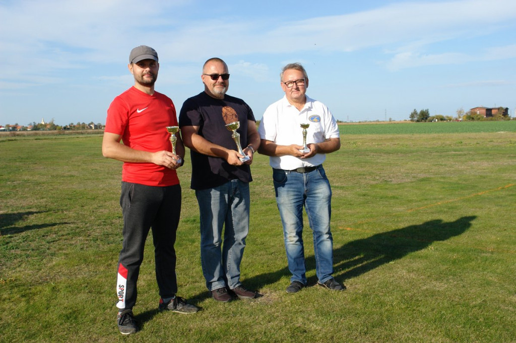 Pod Grodkowem rozegrano ostatnią rundę zawodów modelarskich