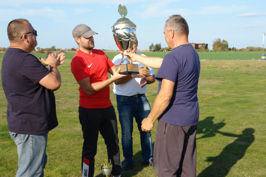 Pod Grodkowem rozegrano ostatnią rundę zawodów modelarskich