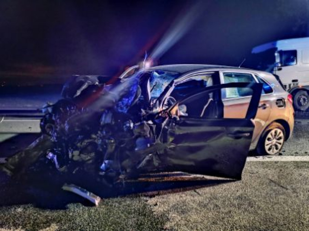 Tragiczny wypadek na DK 39 pod Łukowicami Brzeskimi. Nie żyje 75-letni kierowca