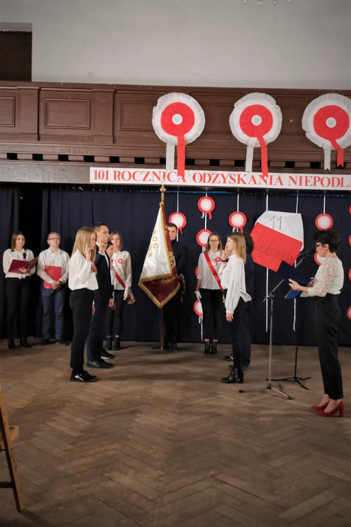 Święto odzyskania niepodległości w I LO w Brzegu