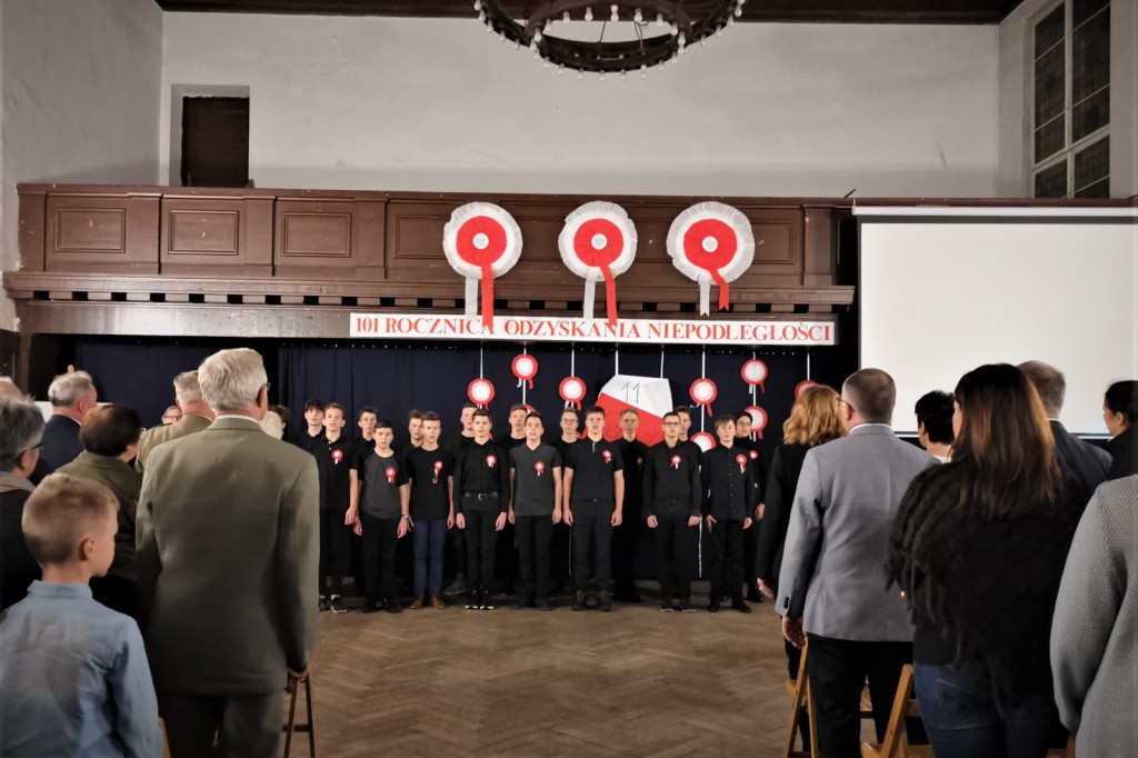 Święto odzyskania niepodległości w I LO w Brzegu