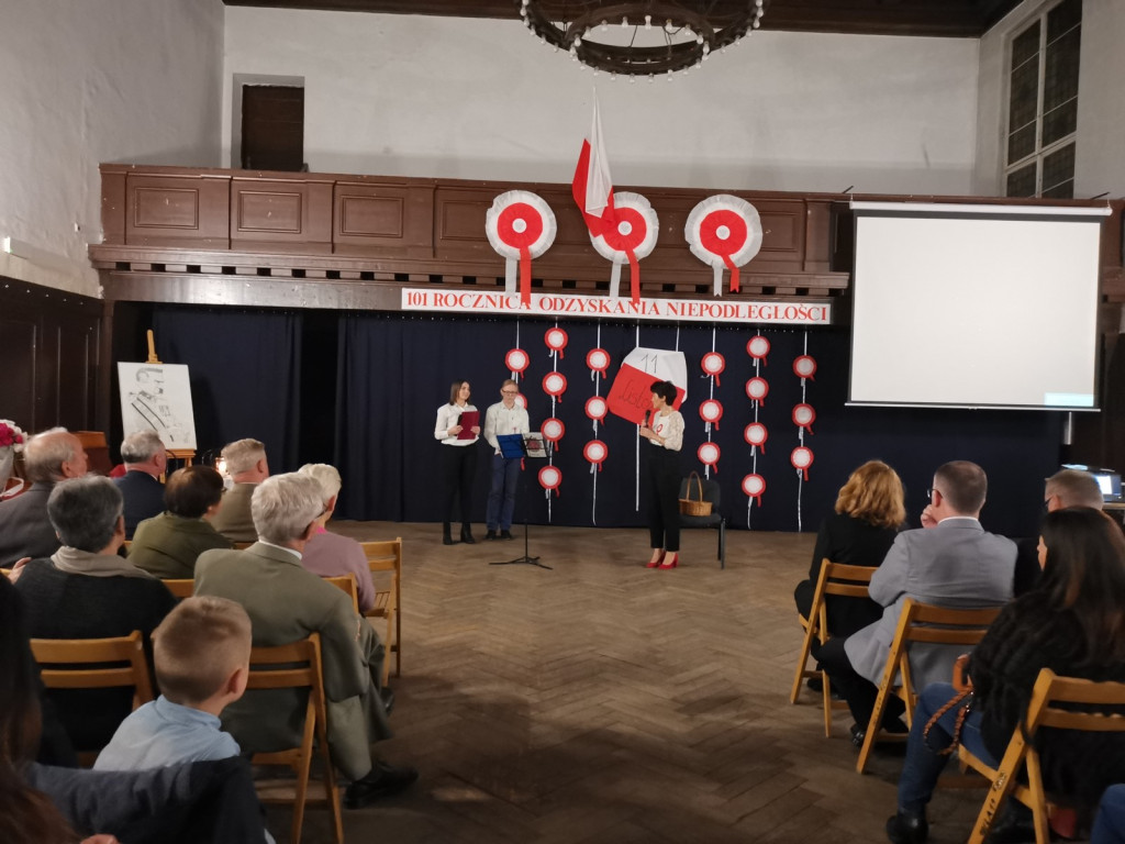 Święto odzyskania niepodległości w I LO w Brzegu