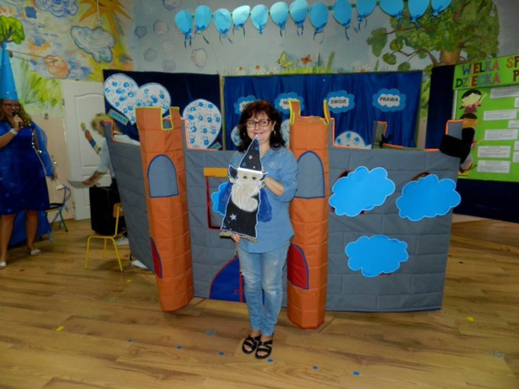 Dzieci z Przedszkola Publicznego nr 11 w Brzegu świętują Międzynarodowy Dzień Praw Dziecka wspólnie z UNICEF