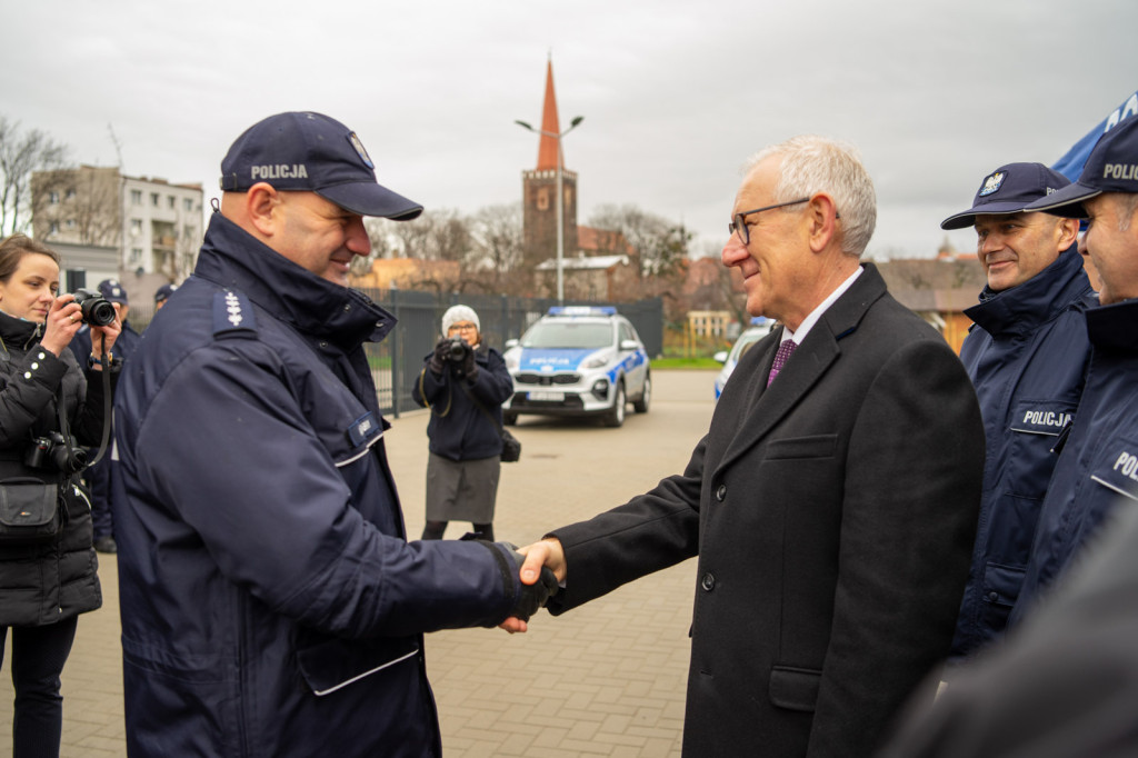 Otwarto nowy komisariat w Grodkowie. Wzrośnie bezpieczeństwo mieszkańców Grodkowa [zdjęcia]