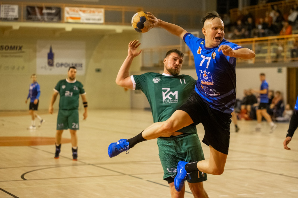 Olimp kolejny raz kończy spotkanie po rzutach karnych! Dwa punkty pozostają w Grodkowie