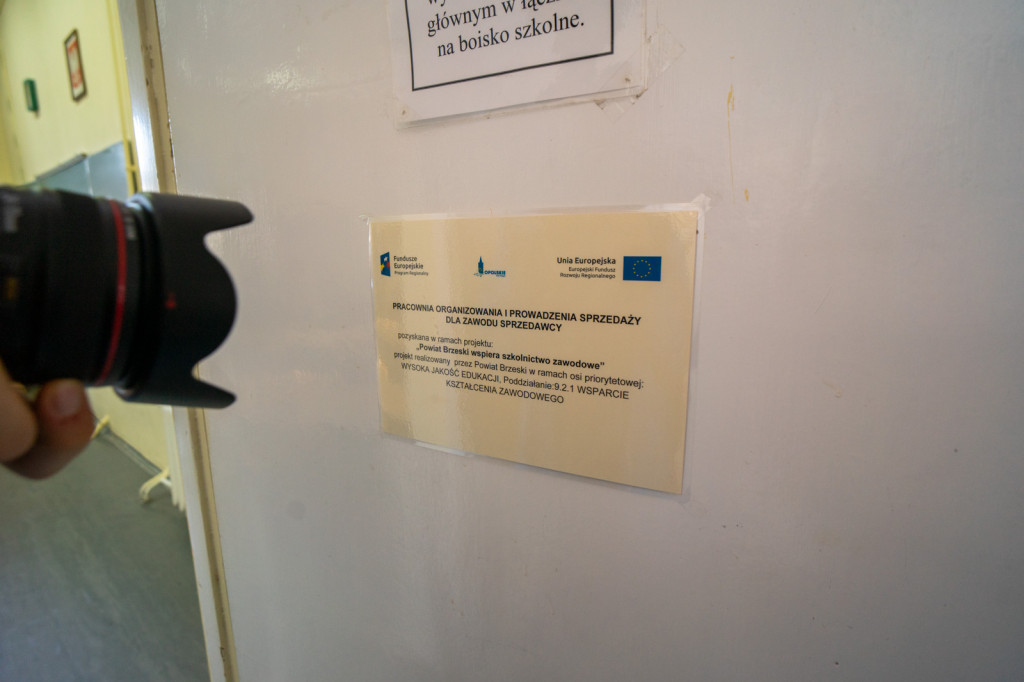 Nowe sale dydaktyczne w ZSB im. Księcia Jerzego II Piasta w Brzegu pozwolą na lepsze kształcenie w zawodach [zdjęcia]