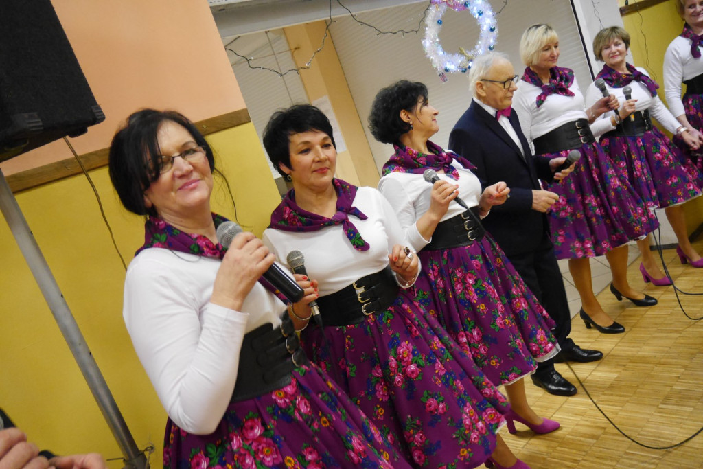 Radosne kolędowanie w Dobrzyniu [fotorelacja]