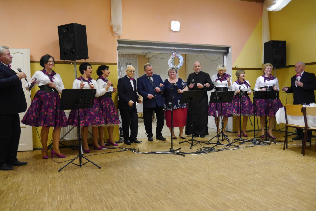 Radosne kolędowanie w Dobrzyniu [fotorelacja]