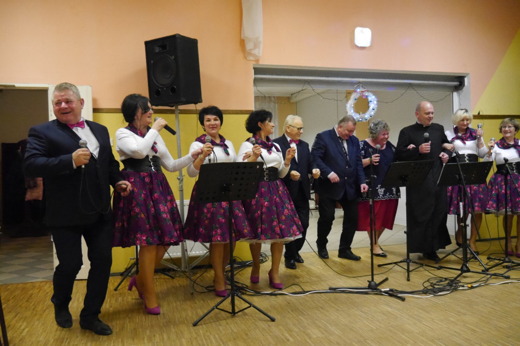 Radosne kolędowanie w Dobrzyniu [fotorelacja]