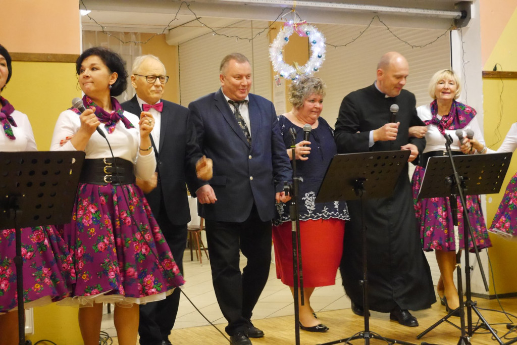Radosne kolędowanie w Dobrzyniu [fotorelacja]