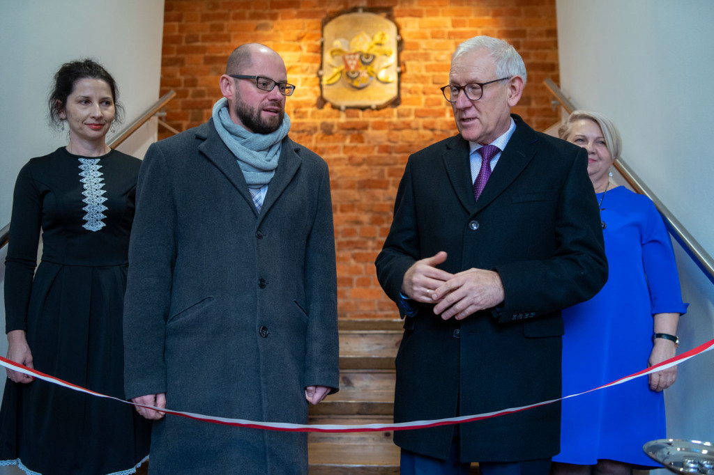 Ratusz w Grodkowie oficjalnie oddany do użytku po renowacji wnętrz