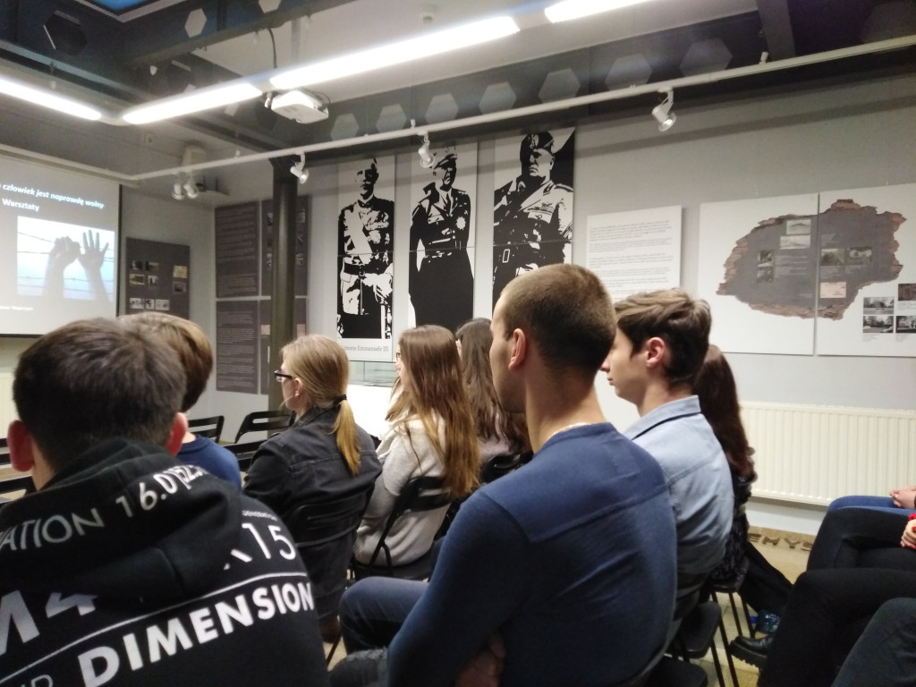 I LO w Brzegu uczy historii nie tylko z podręczników