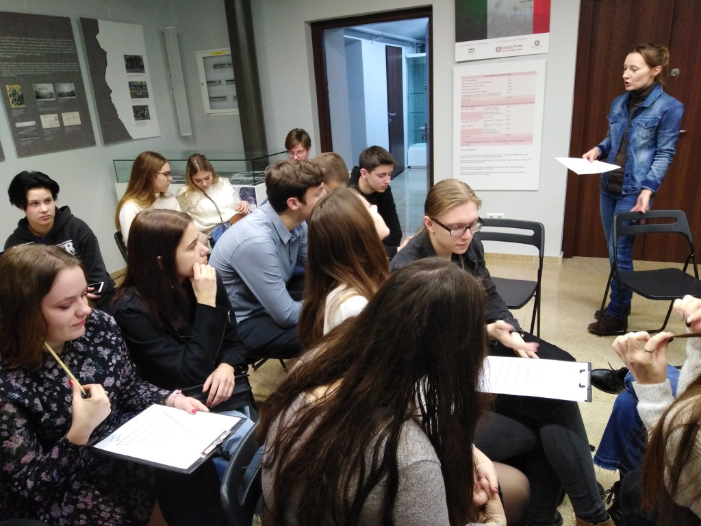 I LO w Brzegu uczy historii nie tylko z podręczników