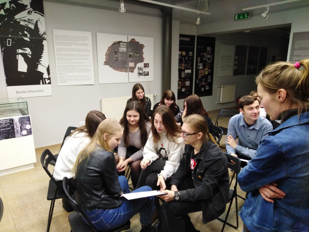 I LO w Brzegu uczy historii nie tylko z podręczników