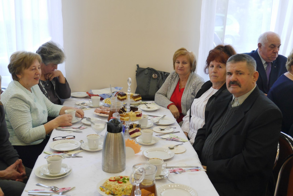 Radośni seniorzy w Pogorzeli [fotorelacja]