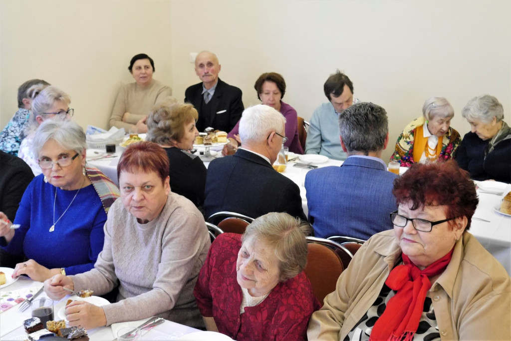 Radośni seniorzy w Pogorzeli [fotorelacja]