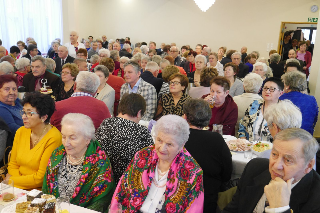 Radośni seniorzy w Pogorzeli [fotorelacja]