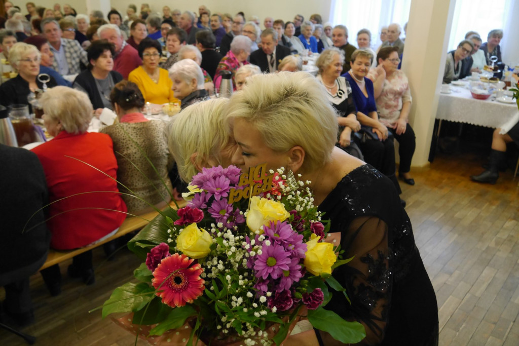 Radośni seniorzy w Pogorzeli [fotorelacja]