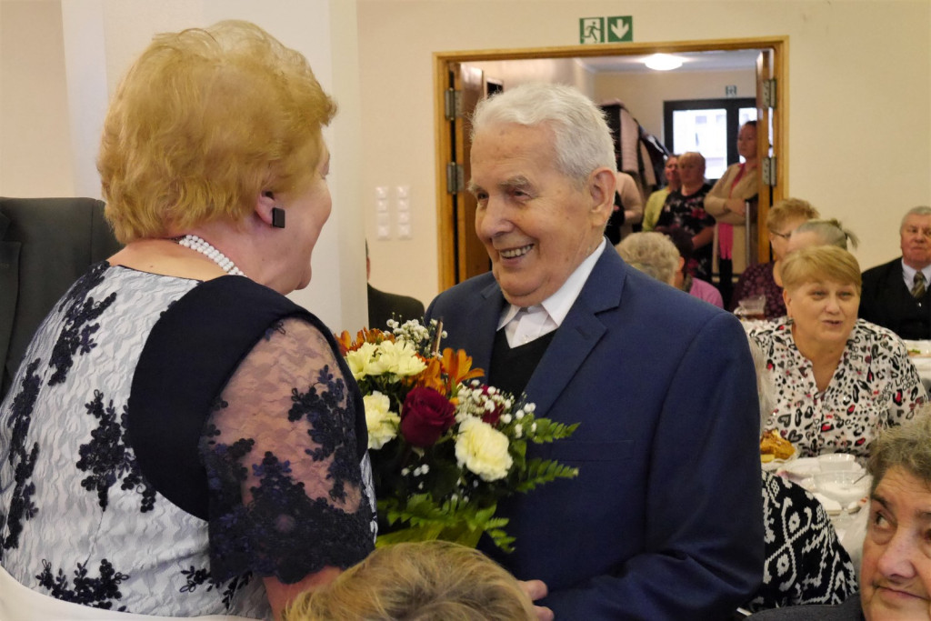 Radośni seniorzy w Pogorzeli [fotorelacja]