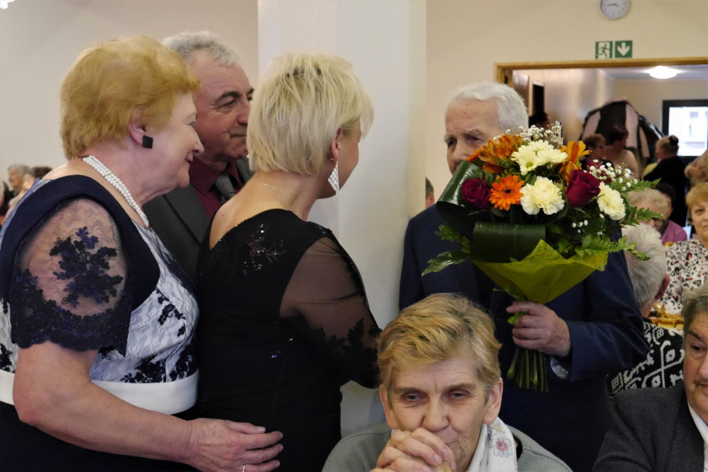 Radośni seniorzy w Pogorzeli [fotorelacja]