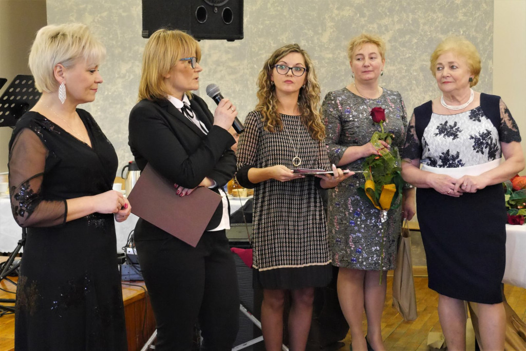 Radośni seniorzy w Pogorzeli [fotorelacja]