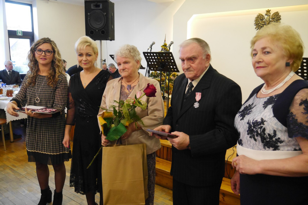 Radośni seniorzy w Pogorzeli [fotorelacja]