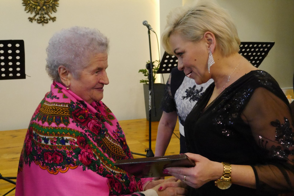 Radośni seniorzy w Pogorzeli [fotorelacja]