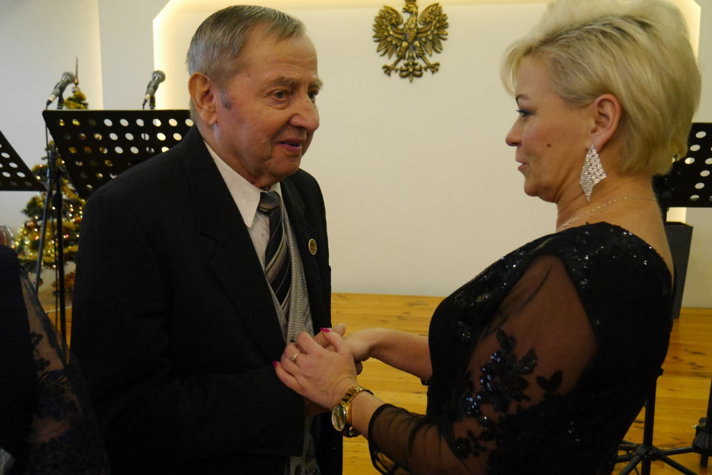Radośni seniorzy w Pogorzeli [fotorelacja]