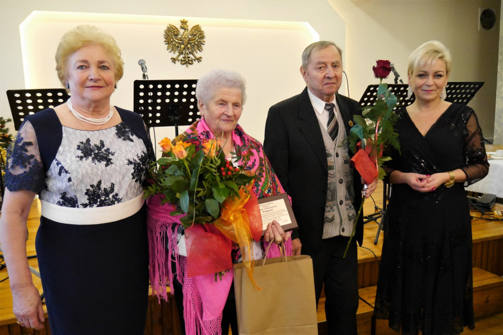Radośni seniorzy w Pogorzeli [fotorelacja]