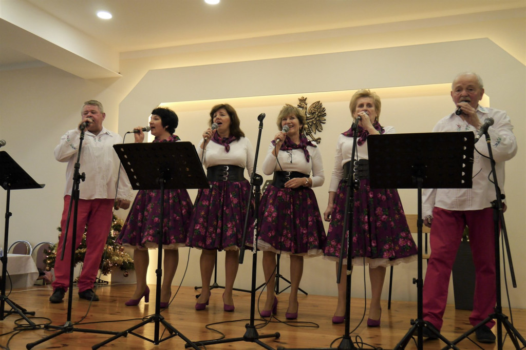 Radośni seniorzy w Pogorzeli [fotorelacja]