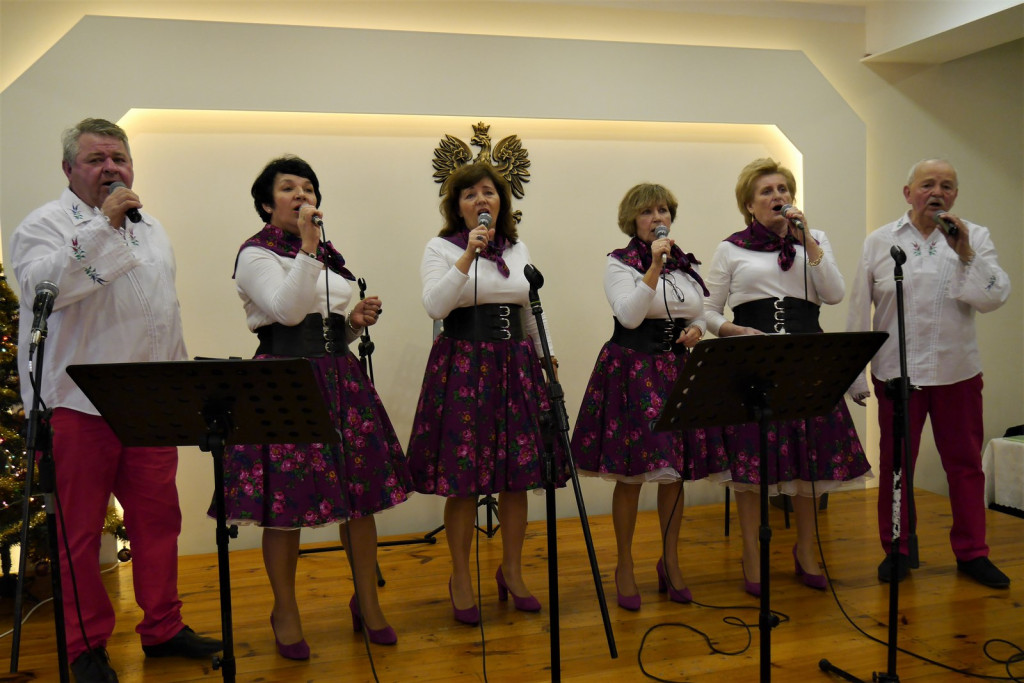 Radośni seniorzy w Pogorzeli [fotorelacja]