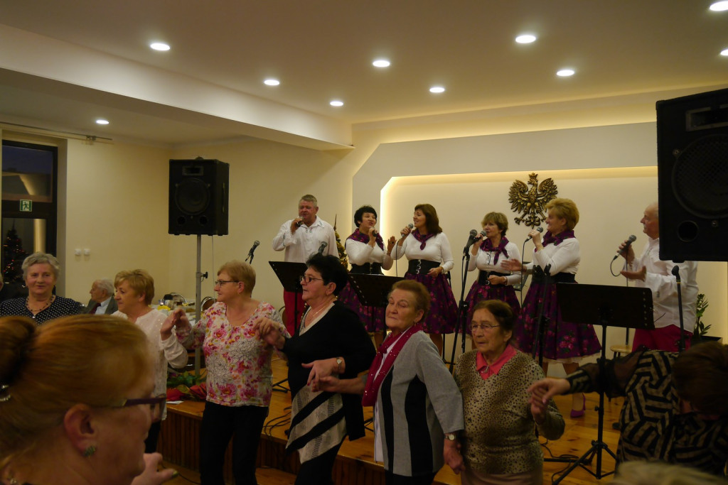 Radośni seniorzy w Pogorzeli [fotorelacja]