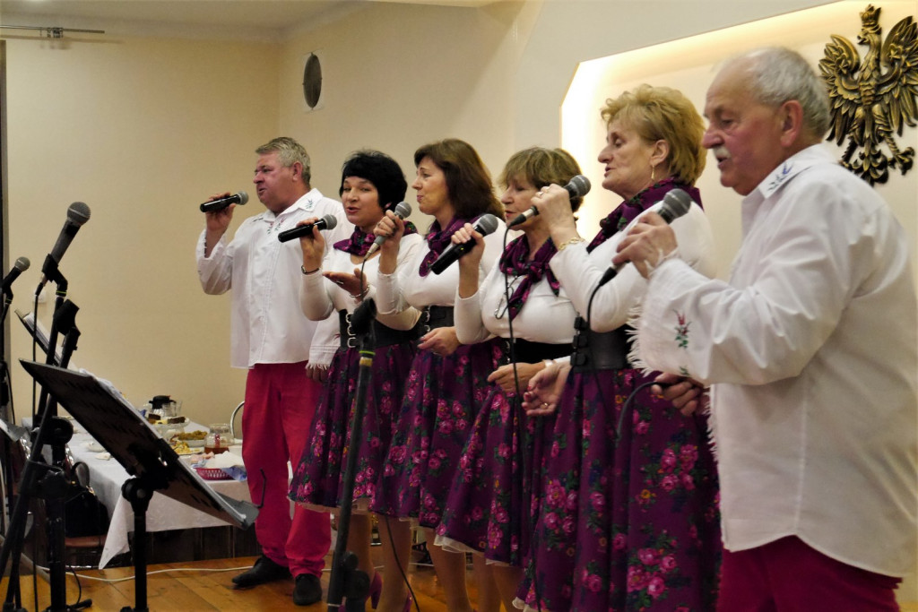 Radośni seniorzy w Pogorzeli [fotorelacja]