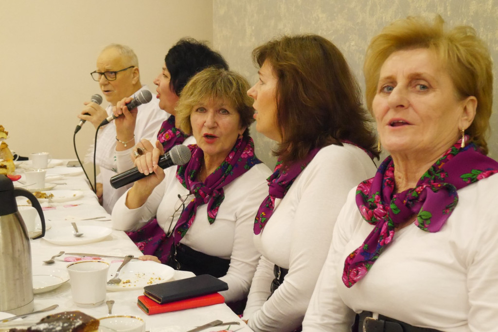 Radośni seniorzy w Pogorzeli [fotorelacja]