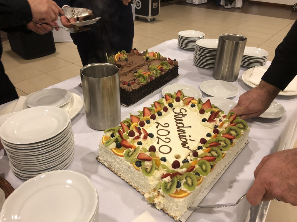 Wspaniała i jedyna w swoim rodzaju noc. Studniówka ZSB w Brzegu