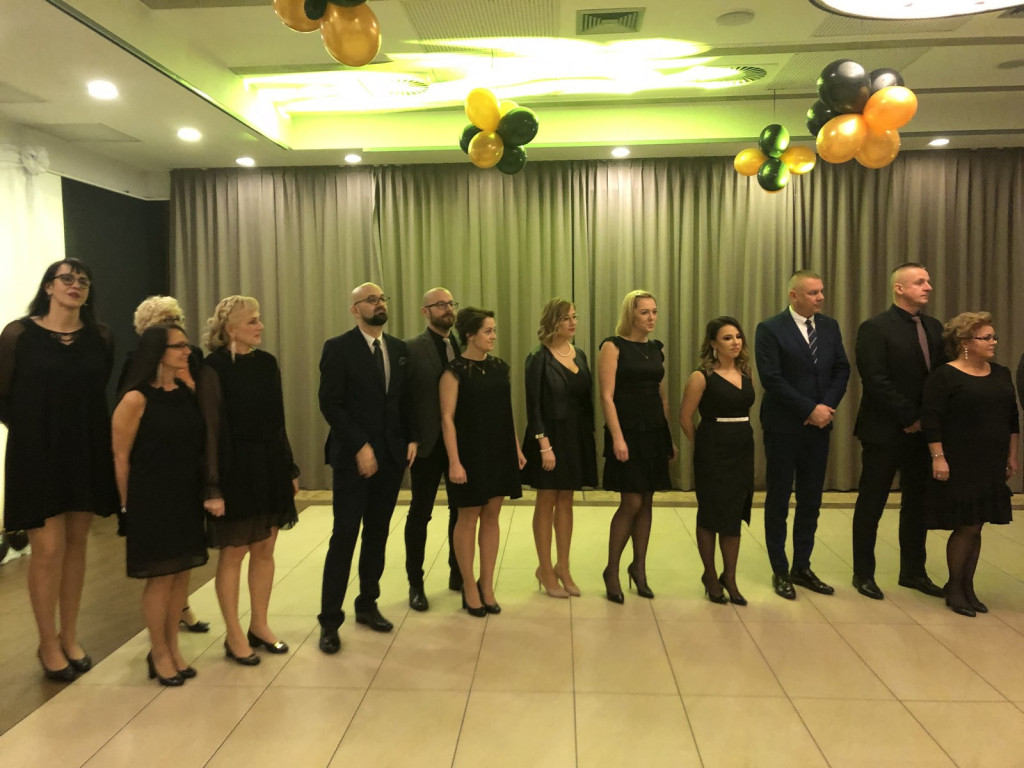 Wspaniała i jedyna w swoim rodzaju noc. Studniówka ZSB w Brzegu