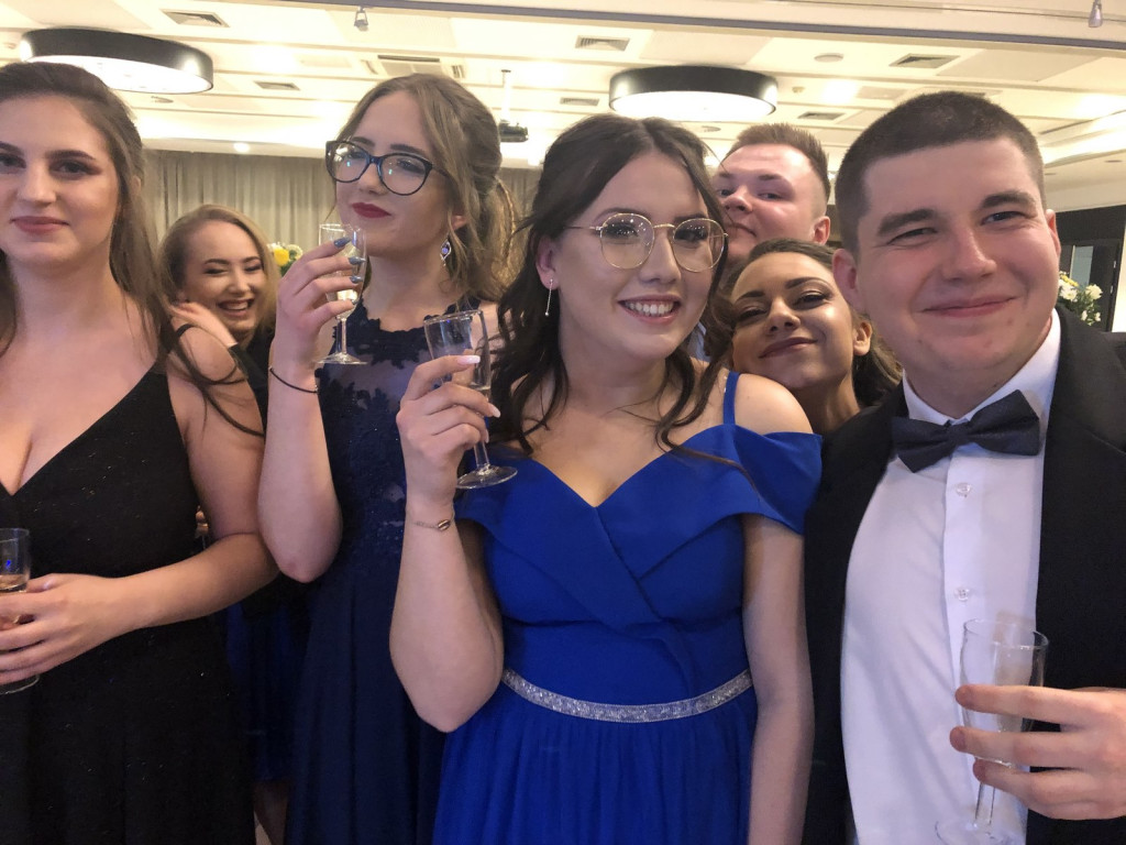 Wspaniała i jedyna w swoim rodzaju noc. Studniówka ZSB w Brzegu