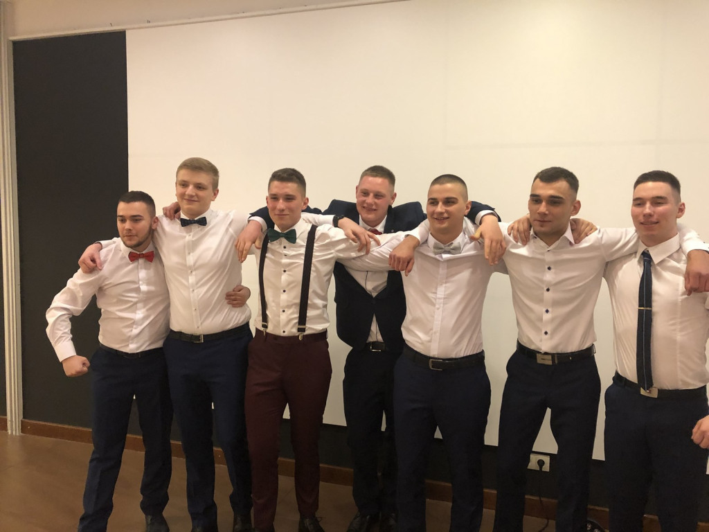 Wspaniała i jedyna w swoim rodzaju noc. Studniówka ZSB w Brzegu