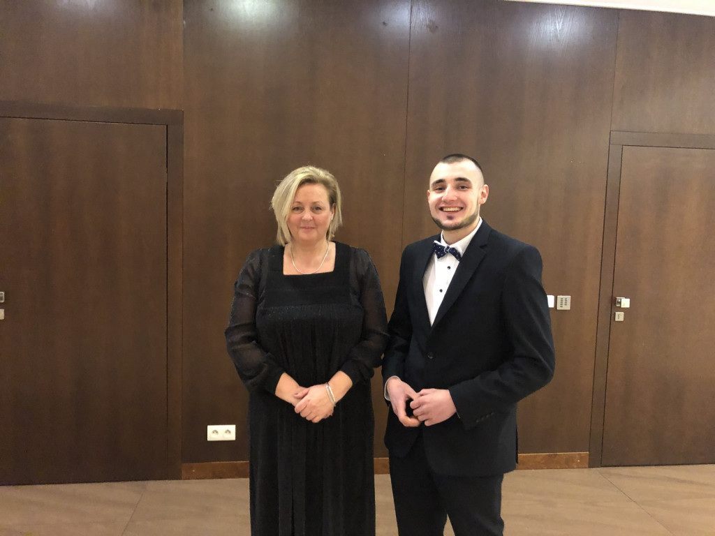 Wspaniała i jedyna w swoim rodzaju noc. Studniówka ZSB w Brzegu