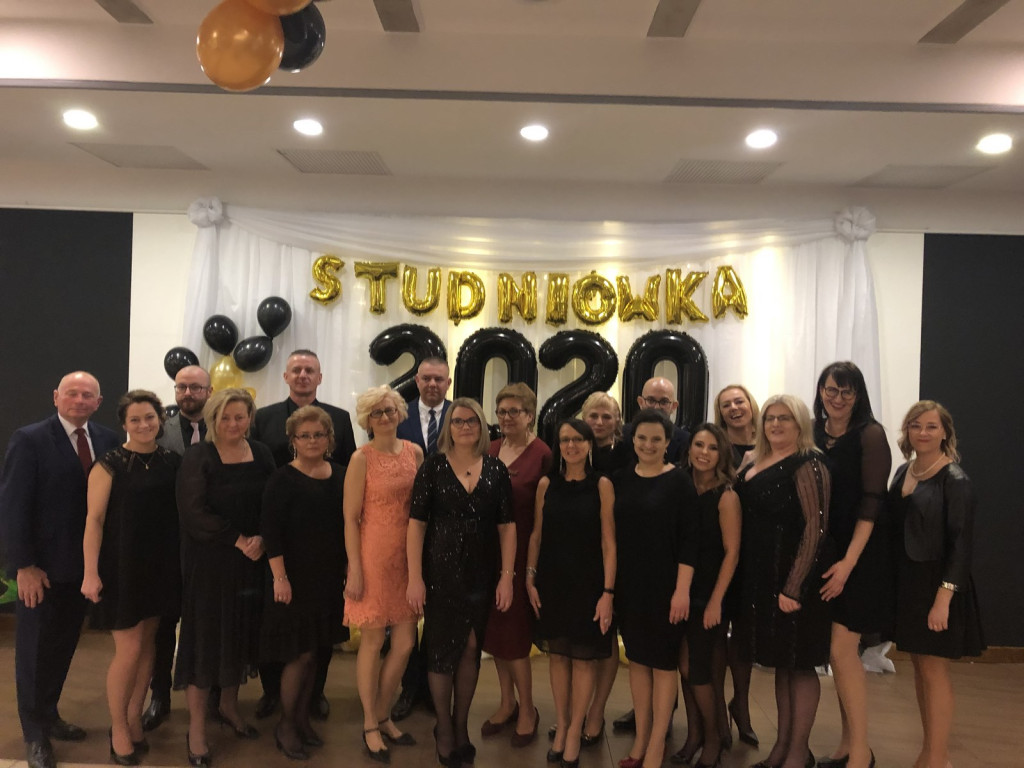 Wspaniała i jedyna w swoim rodzaju noc. Studniówka ZSB w Brzegu